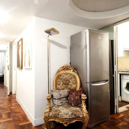 Santa Cecilia Apartment In Via Del Corso Рим Екстериор снимка