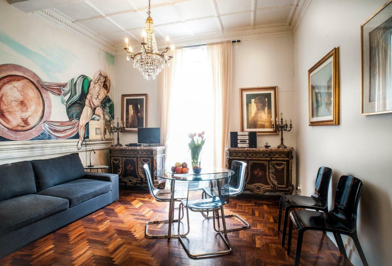 Santa Cecilia Apartment In Via Del Corso Рим Екстериор снимка